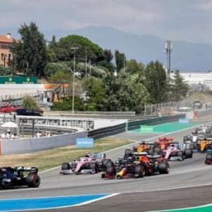 星空体育官方网站-2022F1针对比赛缩短做出修改 细节出发盼赢回信任