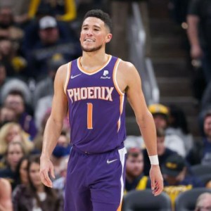 星空体育官方网站-保罗倒下没关系 控卫版布克及时上线带队八连胜